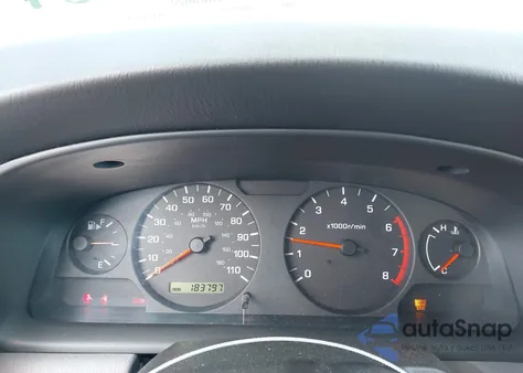 2001 Nissan Xterra Xe из США, поврежденный, VIN 5N1ED28Y91C564676